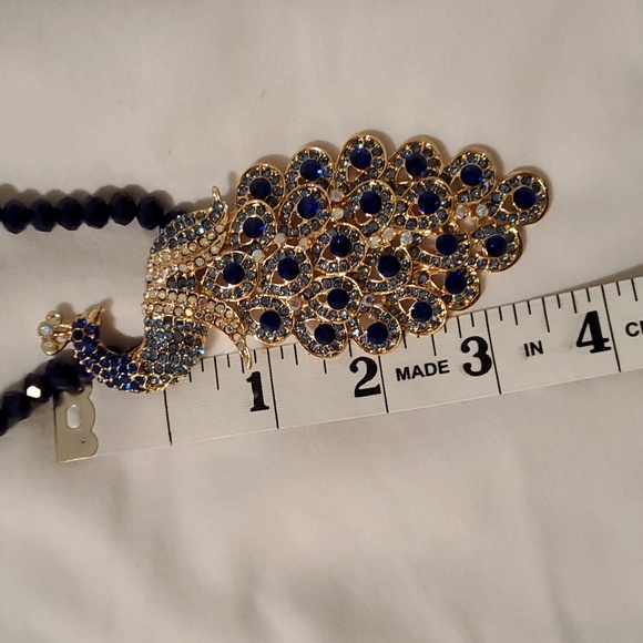 EYE CANDY Peacock Statement Necklace - Picture 4 of 7